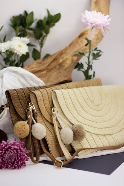 Straw Crossbody Envelope Bag - Cream